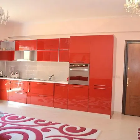 Red 아파트 Sarandë