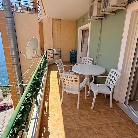 Red * Sarandë